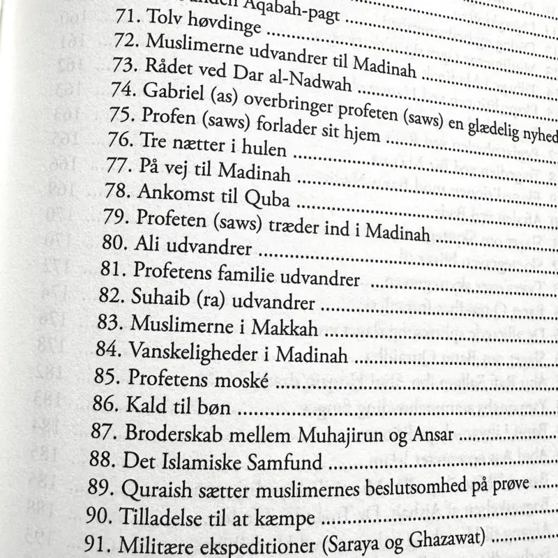 När Månen Delades - En Biografi om Profeten Muhammad (saw)