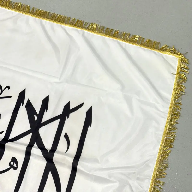 Stor Shahada-flagga i vitt